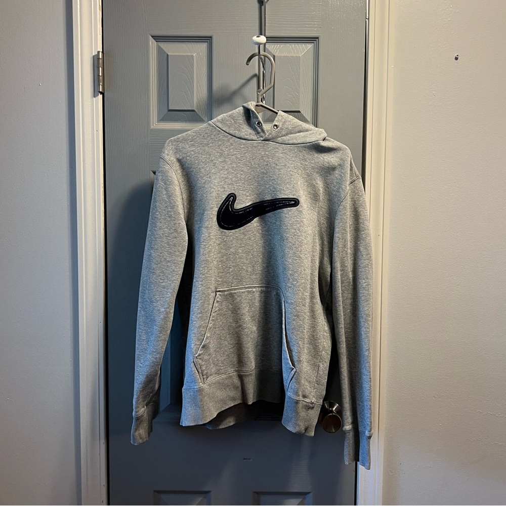 Medium Grey Nike Sweatshirt